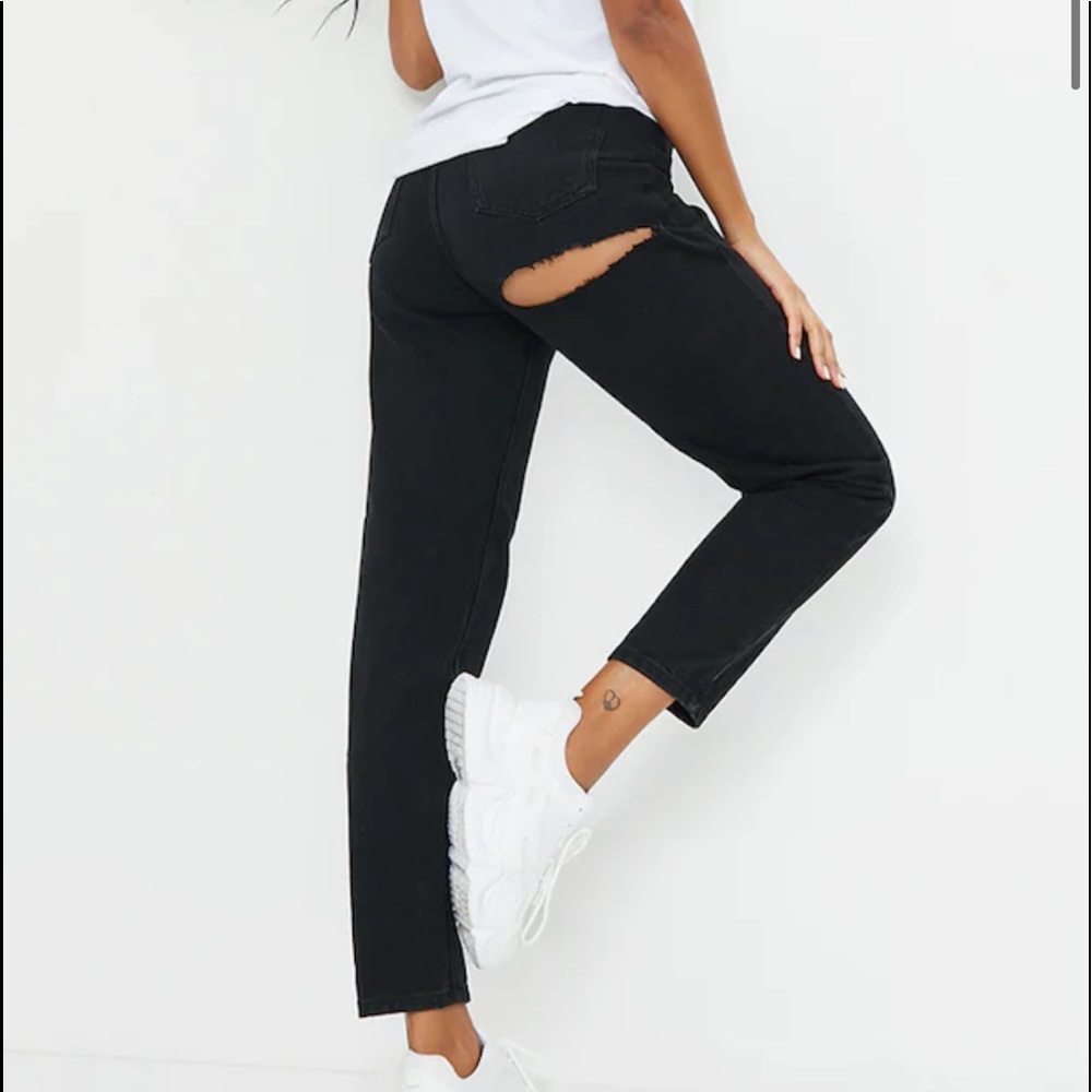 Pretty Little Thing Mom Jeans